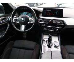 BMW Řada 5 530d xDrive 195kW - 9