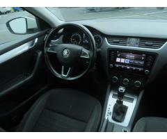 Škoda Octavia 2.0 TDI 110kW - 9