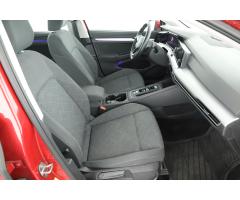 Volkswagen Golf 1.5 eTSI 110kW - 10