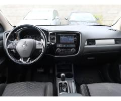 Mitsubishi Outlander 2.0 110kW - 10