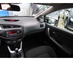 Kia Cee`d 1.6 GDI 99kW - 11