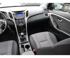 Hyundai i30 1.4 CVVT 73kW - 11