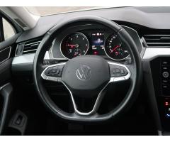 Volkswagen Passat 2.0 TDI 90kW - 22