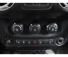 Jeep Wrangler 2.8 CRD 147kW - 23