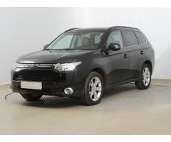 Mitsubishi Outlander 2.2 DI-D 110kW - 3