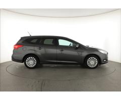 Ford Focus 1.6 i 77kW - 8