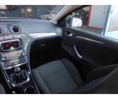 Volkswagen Passat 1.5 TSI 110kW - 11