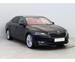 ŠKODA SUPERB COMBI 2.0TDI 140 LAURIN&K 4X4 DSG 7ST