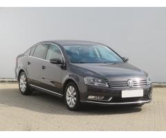 Volkswagen Passat 2.0 TDI 103kW - 1