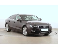 FORD MONDEO 2.0 187ps Hybrid ecvT Auto Vignale SW