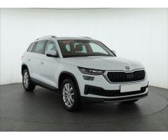 ŠKODA SUPERB COMBI 2.0TDI 140 LAURIN&K 4X4 DSG 7ST