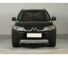 Mitsubishi Outlander 2.0 DI-D 103kW - 2