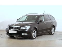 ŠKODA SUPERB COMBI 2.0TDI 140 LAURIN&K 4X4 DSG 7ST