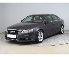 Audi A6 4.2 V8 246kW - 3