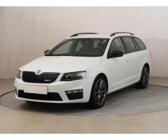 ŠKODA SUPERB COMBI 2.0TDI 140 LAURIN&K 4X4 DSG 7ST