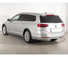 Volkswagen Passat 2.0 TDI 110kW - 4