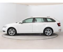 ŠKODA SUPERB COMBI 2.0TDI 140 LAURIN&K 4X4 DSG 7ST