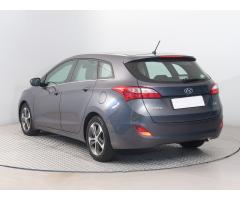 Hyundai i30 1.6 CRDi 81kW - 5