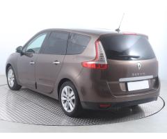 Renault Grand Scenic 2.0 dCi 118kW - 5