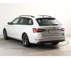 Škoda Superb 2.0 TDI 110kW - 5