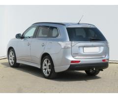 Mitsubishi Outlander 2.2 DI-D 110kW - 5