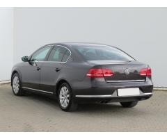 Volkswagen Passat 2.0 TDI 103kW - 5