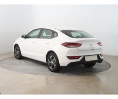 Hyundai i30 1.6 CRDi MHEV 100kW - 6