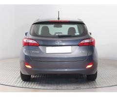 Hyundai i30 1.6 CRDi 81kW - 6