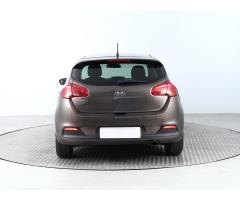 Kia Cee`d 1.4 CVVT 73kW - 6