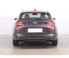 Hyundai i30 1.5 T-GDI MHEV 117kW - 6