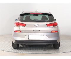 Hyundai i30 1.4 T-GDI 103kW - 6