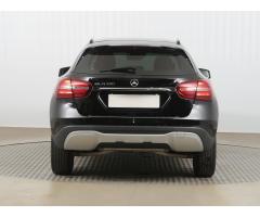 Mercedes-Benz GLA GLA 180 90kW - 7