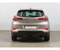 Hyundai Tucson 1.7 CRDi 104kW - 6