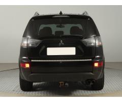 Mitsubishi Outlander 2.0 DI-D 103kW - 6