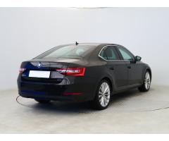 Škoda Superb 2.0 TDI 140kW - 7