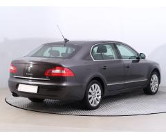 Škoda Superb 2.0 TDI 103kW - 7