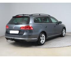 Volkswagen Passat 2.0 TDI 103kW - 7