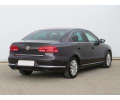 Volkswagen Passat 2.0 TDI 103kW - 7