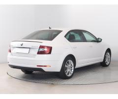 Škoda Octavia 2.0 TDI 135kW - 7