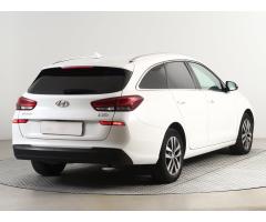 Hyundai i30 1.6 CRDi 85kW - 7