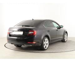 Škoda Octavia 2.0 TDI 110kW - 7