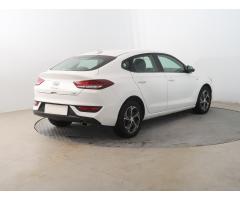 Hyundai i30 1.6 CRDi MHEV 100kW - 8