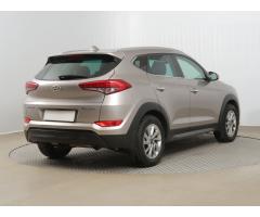 Hyundai Tucson 1.7 CRDi 104kW - 7