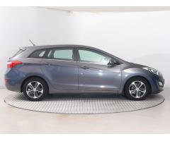 Hyundai i30 1.6 CRDi 81kW - 8