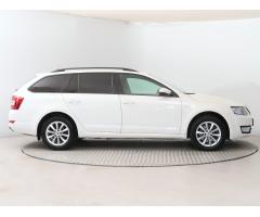 Škoda Octavia 1.8 TSI 132kW - 8