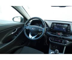 Hyundai i30 1.5 T-GDI MHEV 117kW - 9