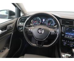 Volkswagen Golf 2.0 TDI 110kW - 9