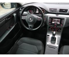 Volkswagen Passat 2.0 TDI 103kW - 9