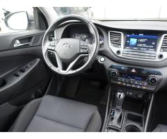 Hyundai Tucson 1.7 CRDi 104kW - 9