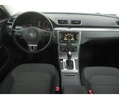 Volkswagen Passat 2.0 TDI 103kW - 10